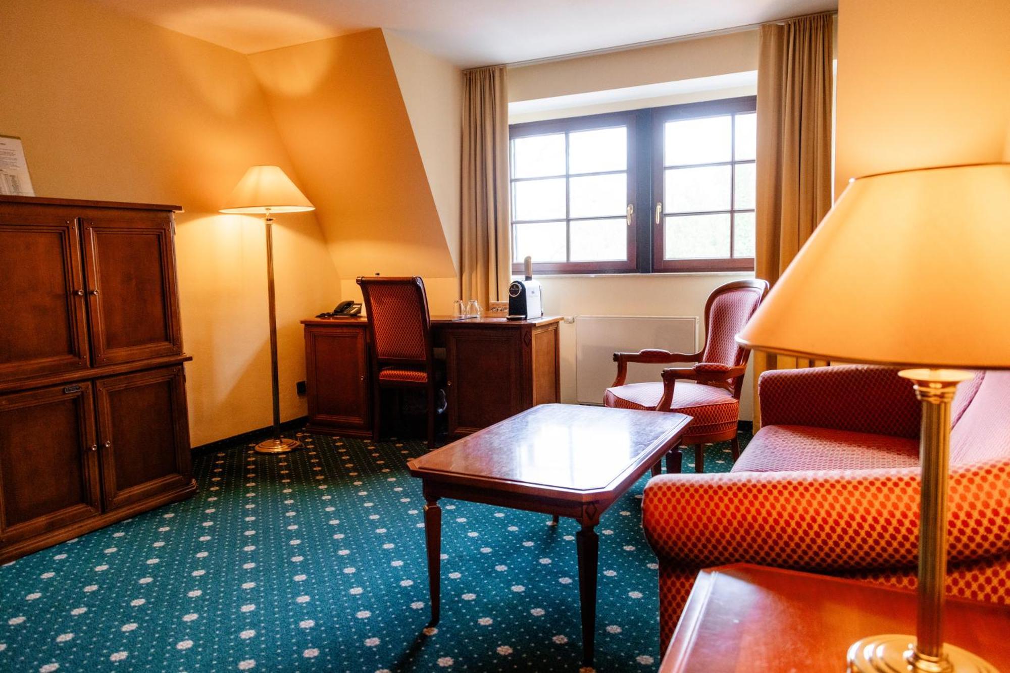 Hotel Schloss Schkopau מראה חיצוני תמונה
